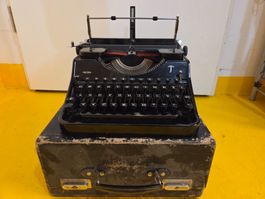 Antike Schreibmaschine Hermes Media mit orig.Transportkoffer