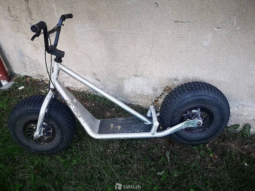 Kickboard: Monster trottinette – Gebraucht aus la chaux-de-fonds von Maxou8 1
