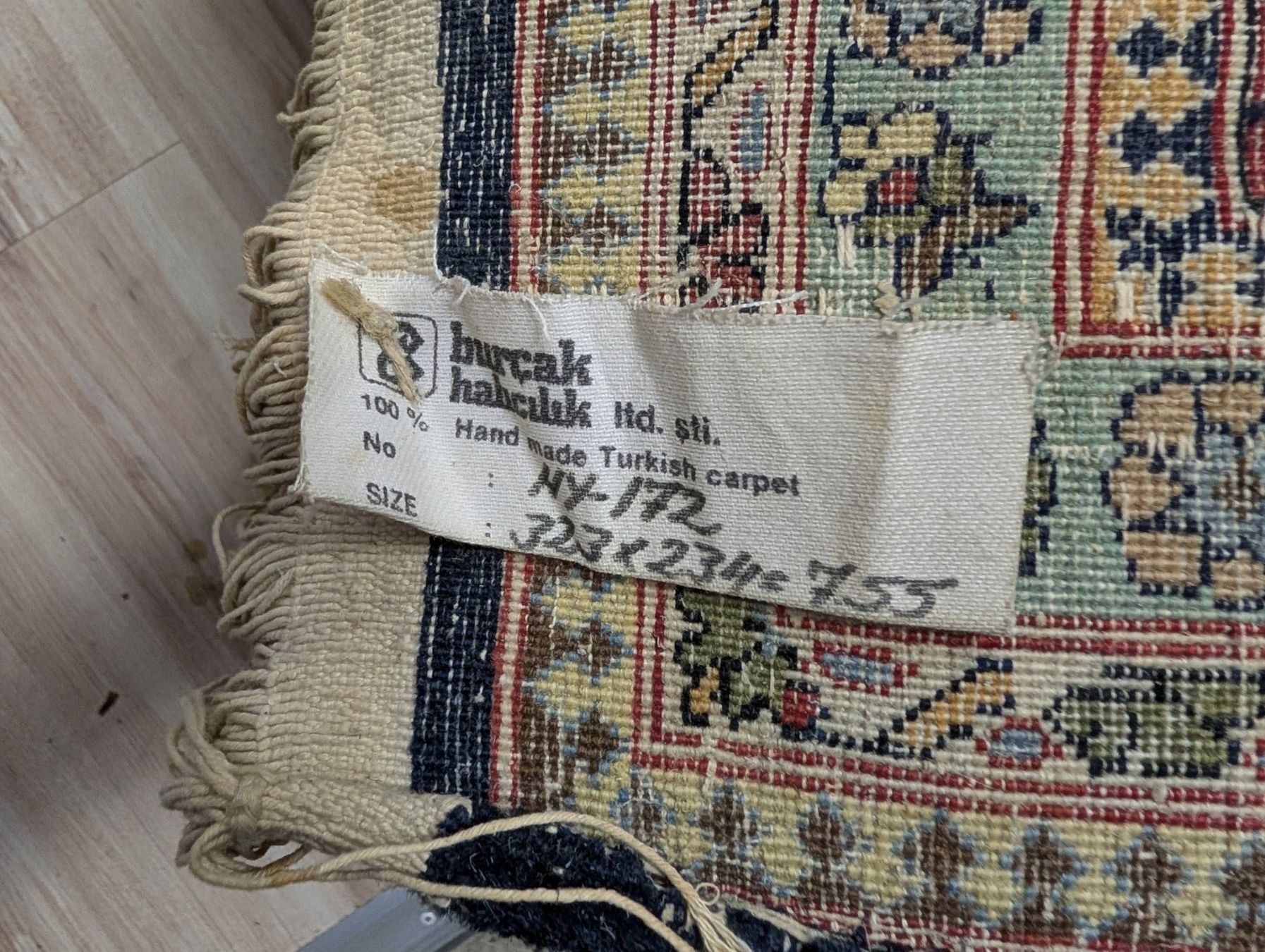 Tappeti: Orientalischer Teppich mit Fransen gemustert – Usato da Herisau venduto da CelloR 6