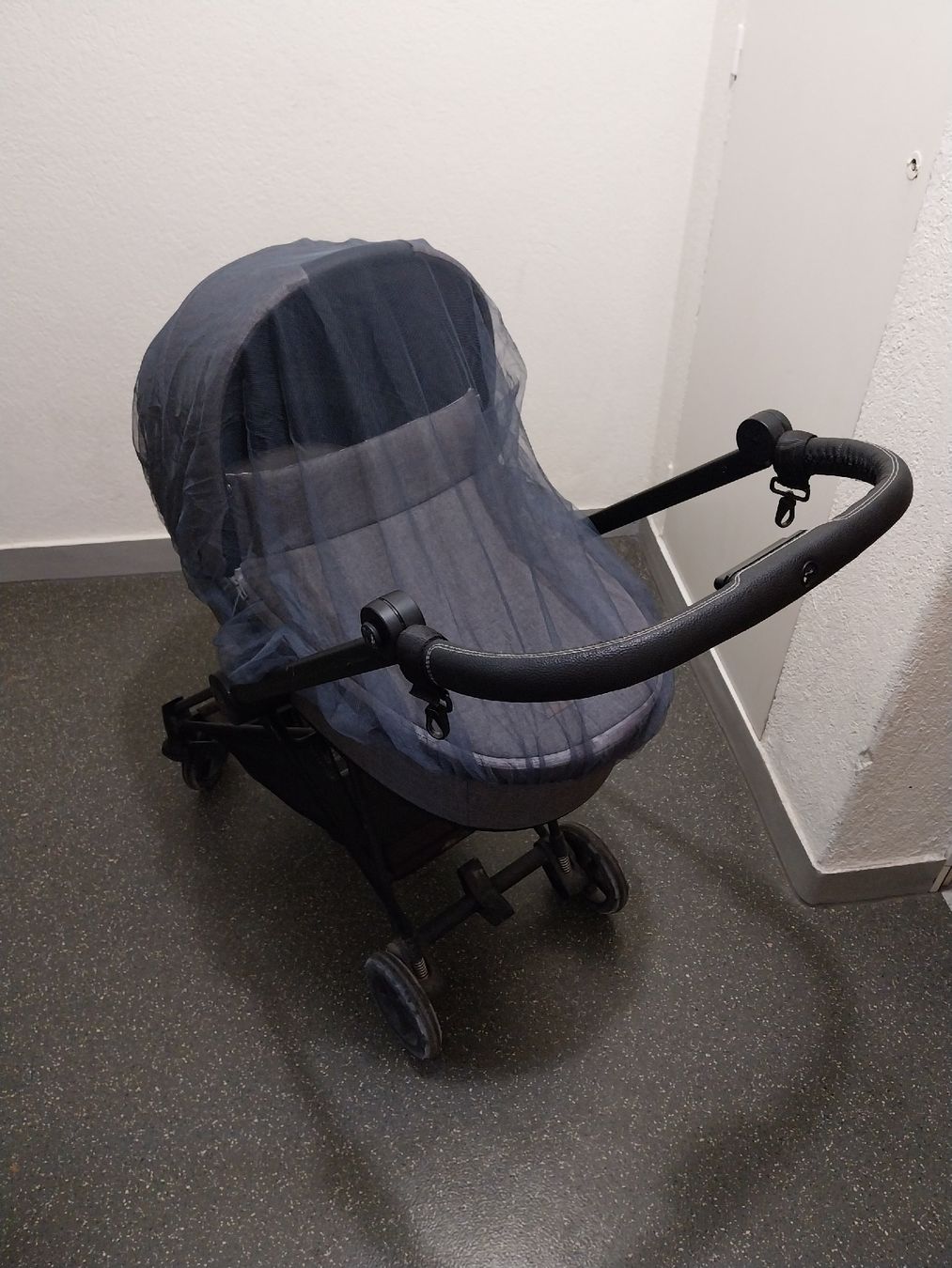 Cybex Carrozzine: Kinderwagen Cybex Kombi-Set 3 in 1 – Usato da Adliswil venduto da deb_9s5z 2