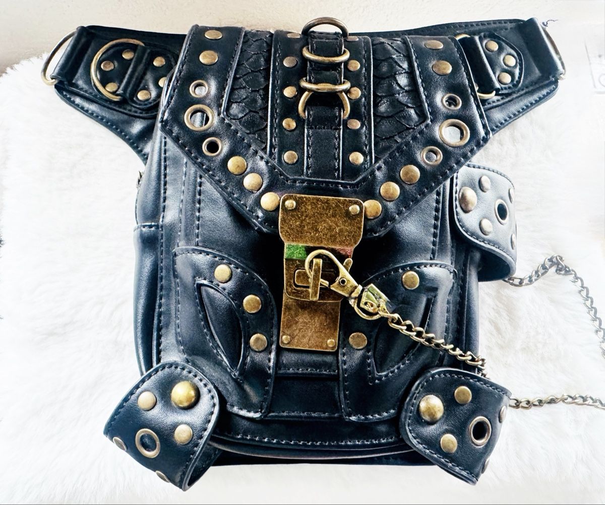 Borse: Retro Gothic Kunstleder Tasche schwarz  – Nuovo (secondo la descrizione) da Felben-Wellhausen venduto da PinkTiger8 6