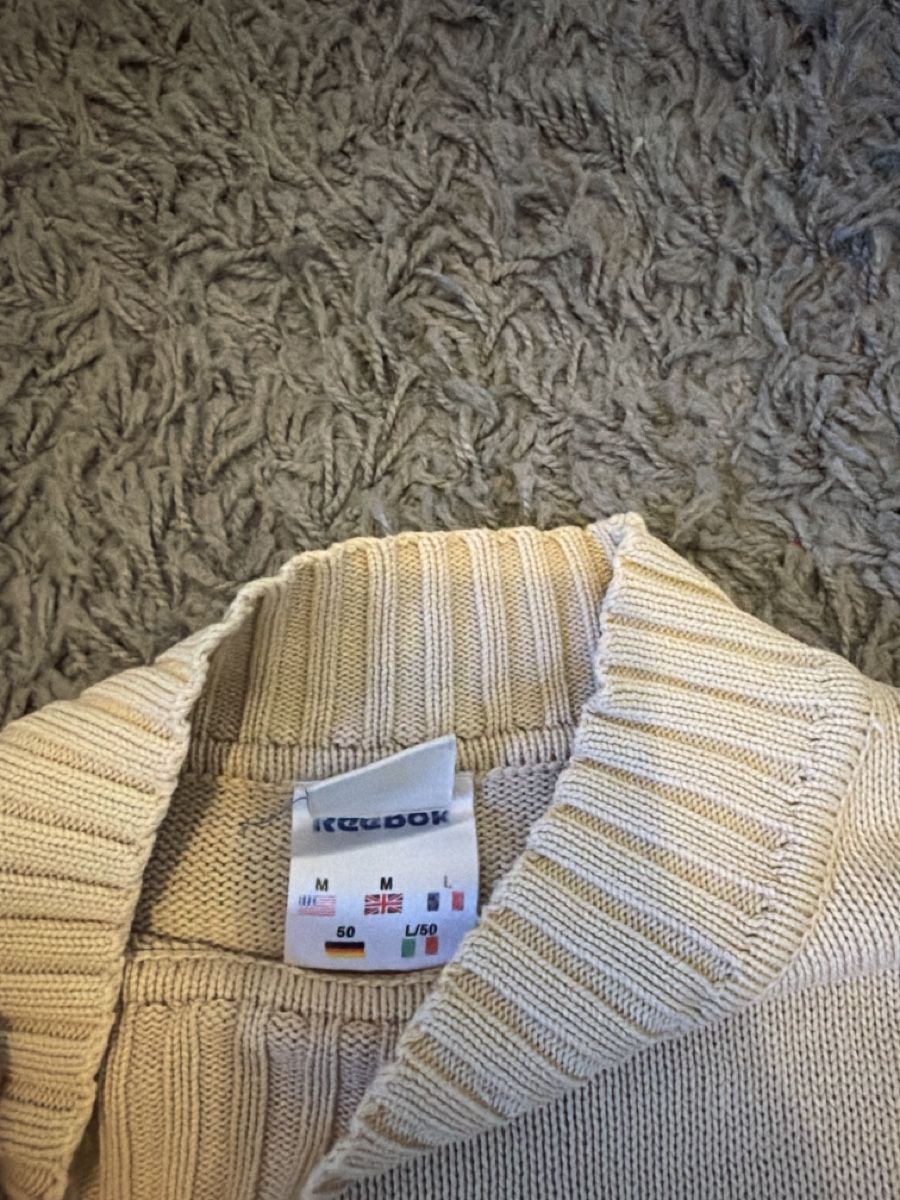 Reebok Pullover & Sweatshirts: Reebok Pullover beige Grösse M  – Gebraucht aus Willisau von lar_k5nf 2
