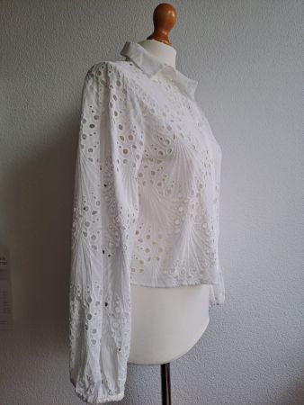Neue Statement-Bluse weiss C&A 34