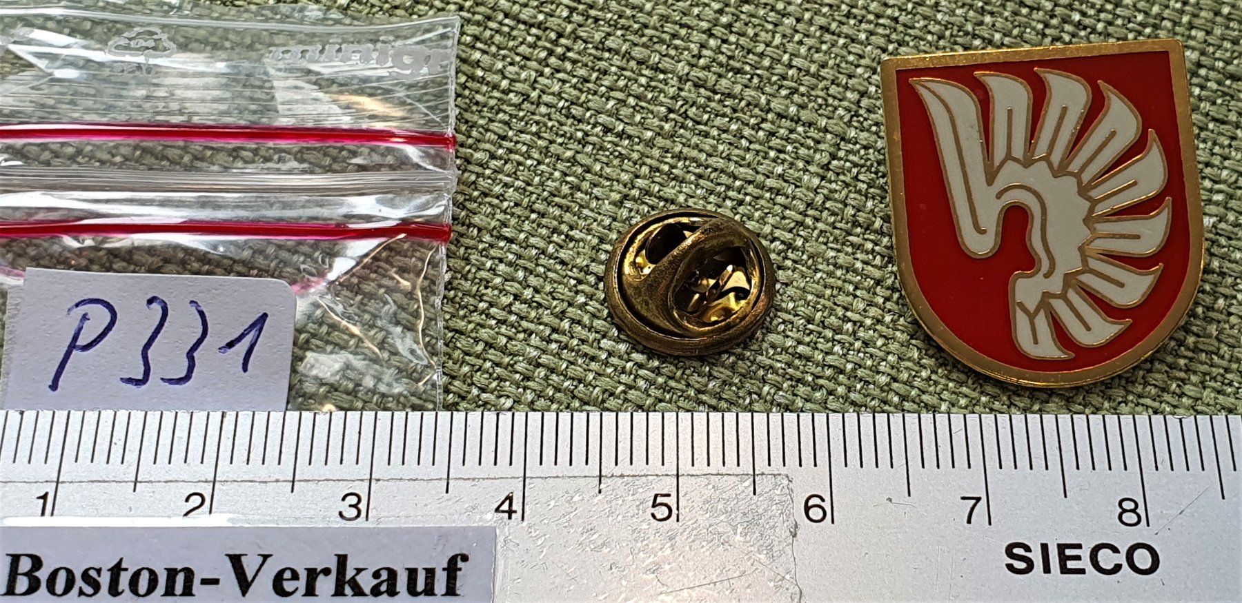 Placchette & Badge: P331 - Pin Schweiz Gemeinde Wappen Gemeindewappen - Vechigen – Usato da Reinach BL venduto da Boston-Verkauf 1