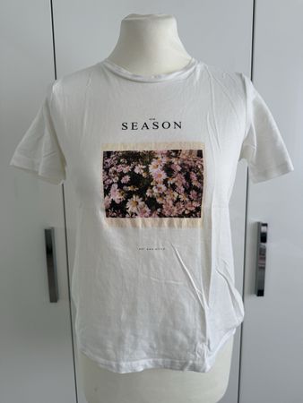 Mango T-Shirt, weiss mit Blumenmuster, Grösse XS