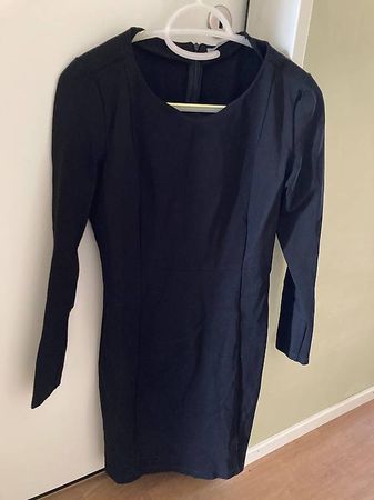 Schwarzes Langarmkleid Gr. S