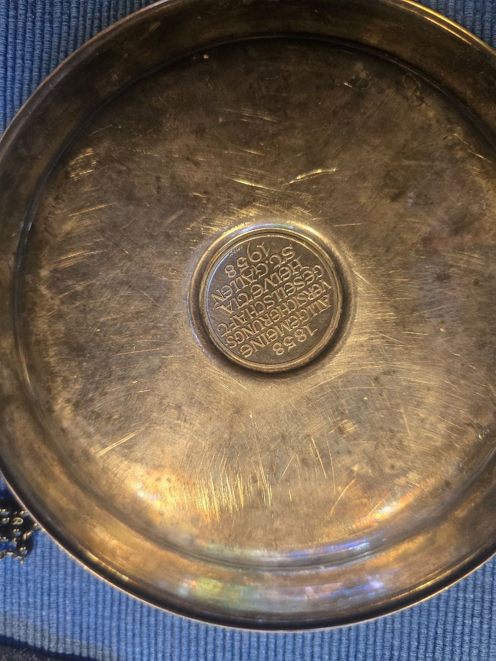 Tutte le decorazioni: altes silber/versielbert – Usato da Wangen ZH venduto da Monoelektra 2