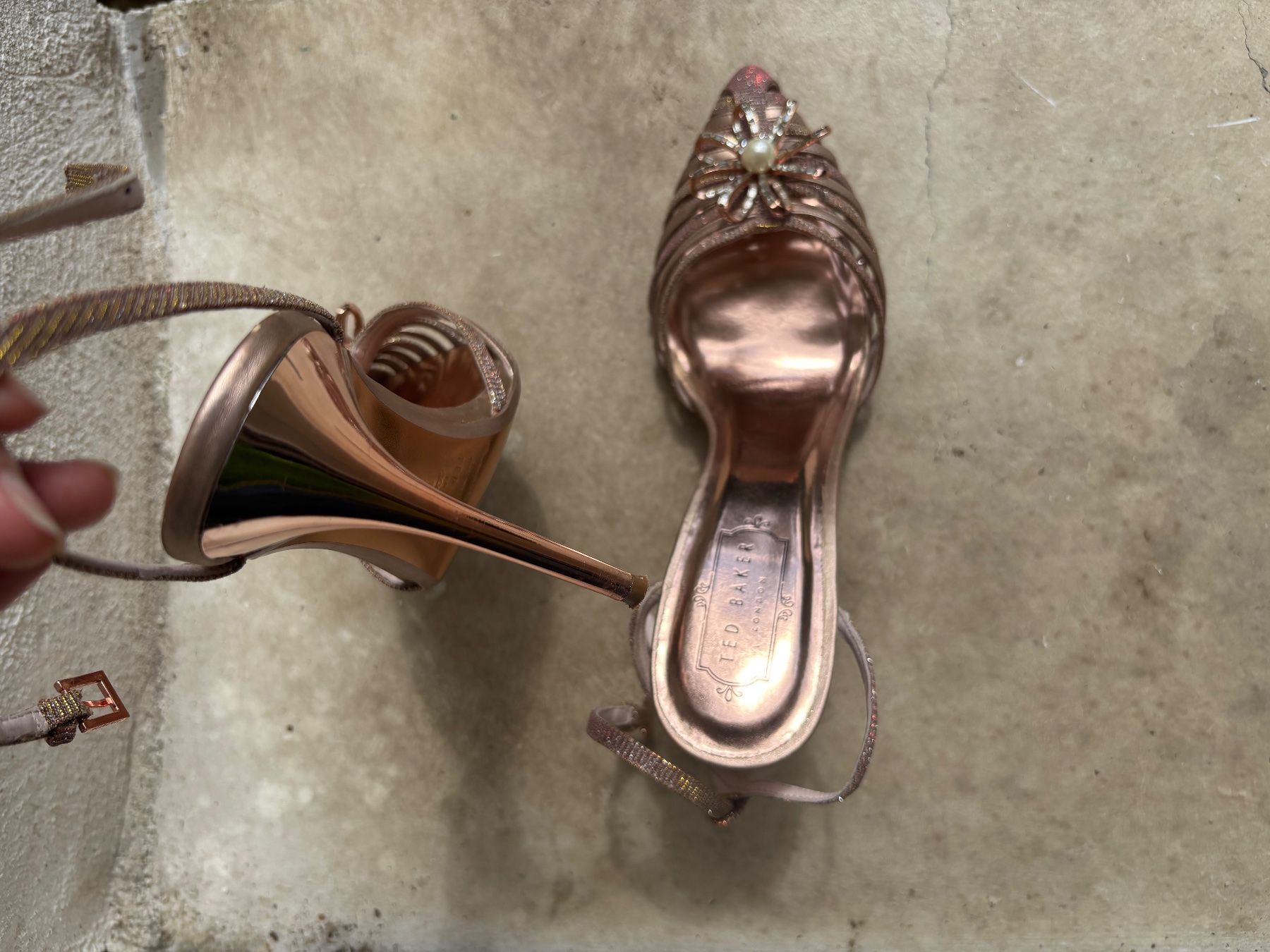 Ted Baker Scarpe da donna: Escarpins Ted Baker roses scintillantes 39 – Usato da Confignon venduto da lea_nv6b 6