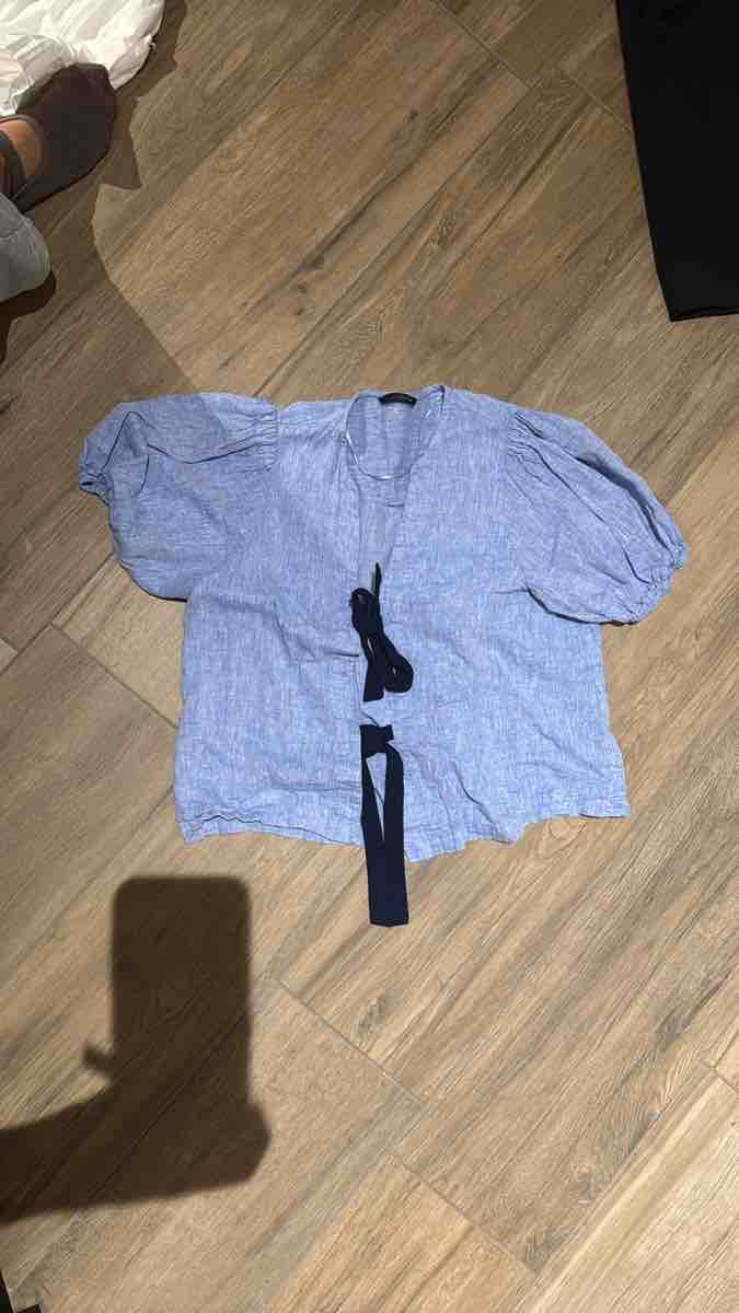 Zara Camicette: Zara Blouse Blue Puff Sleeves – Usato da Dübendorf venduto da ReLoved_Fashion_ZH