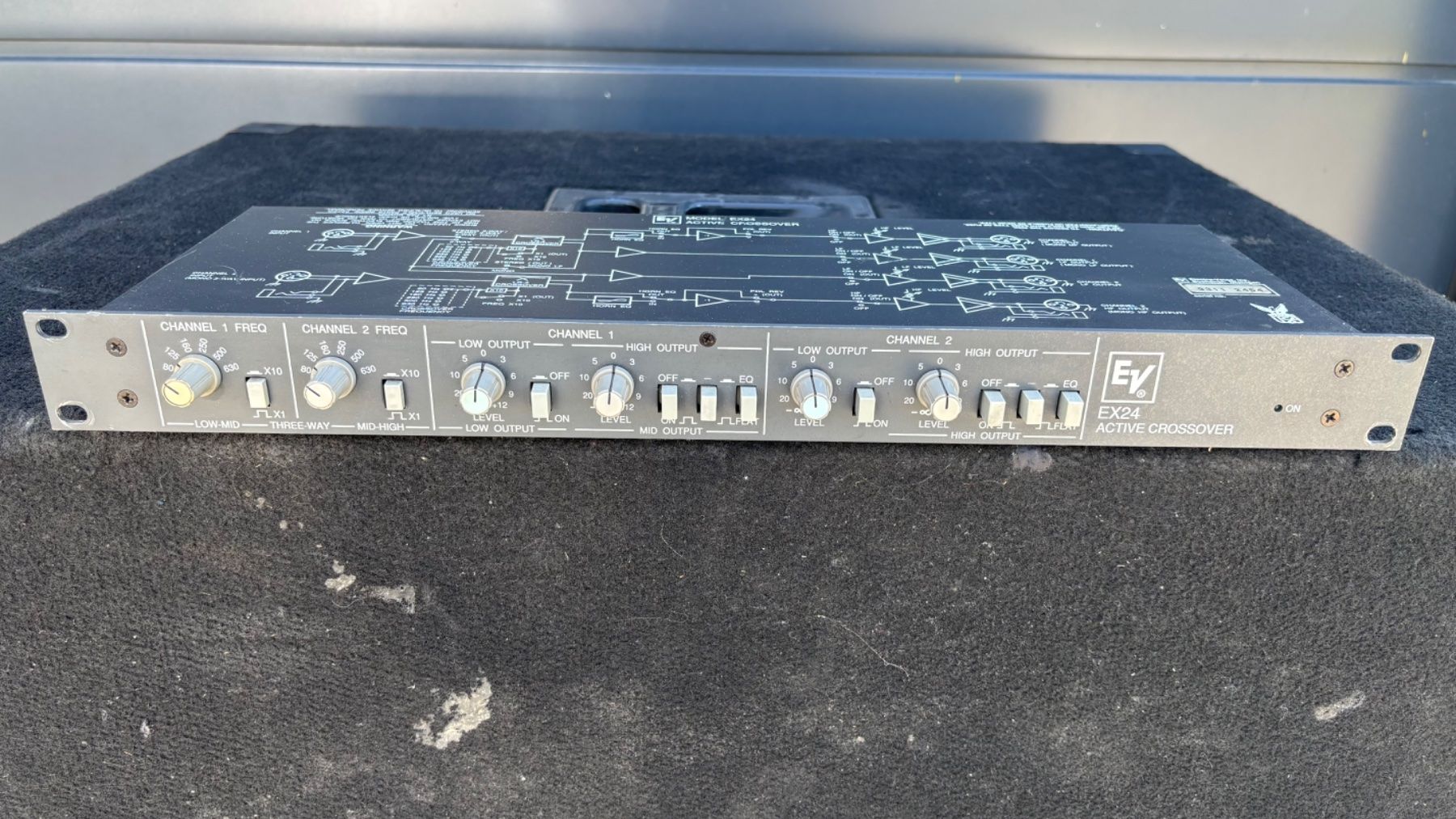 Electro-voice Equalizer: Electro Voice EX24 Active Crossover – Gebraucht aus Büren an der Aare von Inferno74 1