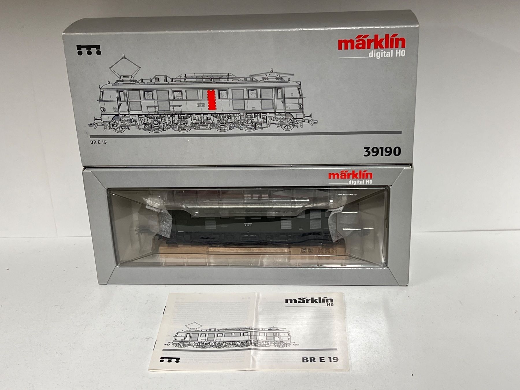 Märklin Modellini di ferrovie: Märklin 39190  BR E 19 DB H0 AC Digital – Nuovo (secondo la descrizione) da Neuenhof venduto da ludovicco 8