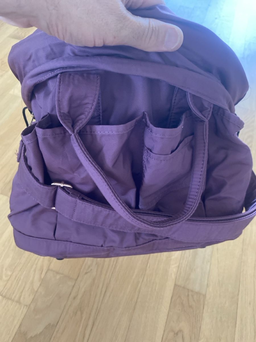 Sacs: Neue ESKADRON Pferdebox Tragetasche   – Neuf (Voir description) à Schmerikon par SwissKFO 4