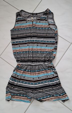Einteiler ärmellos kurze Hose Grösse M / L NEU