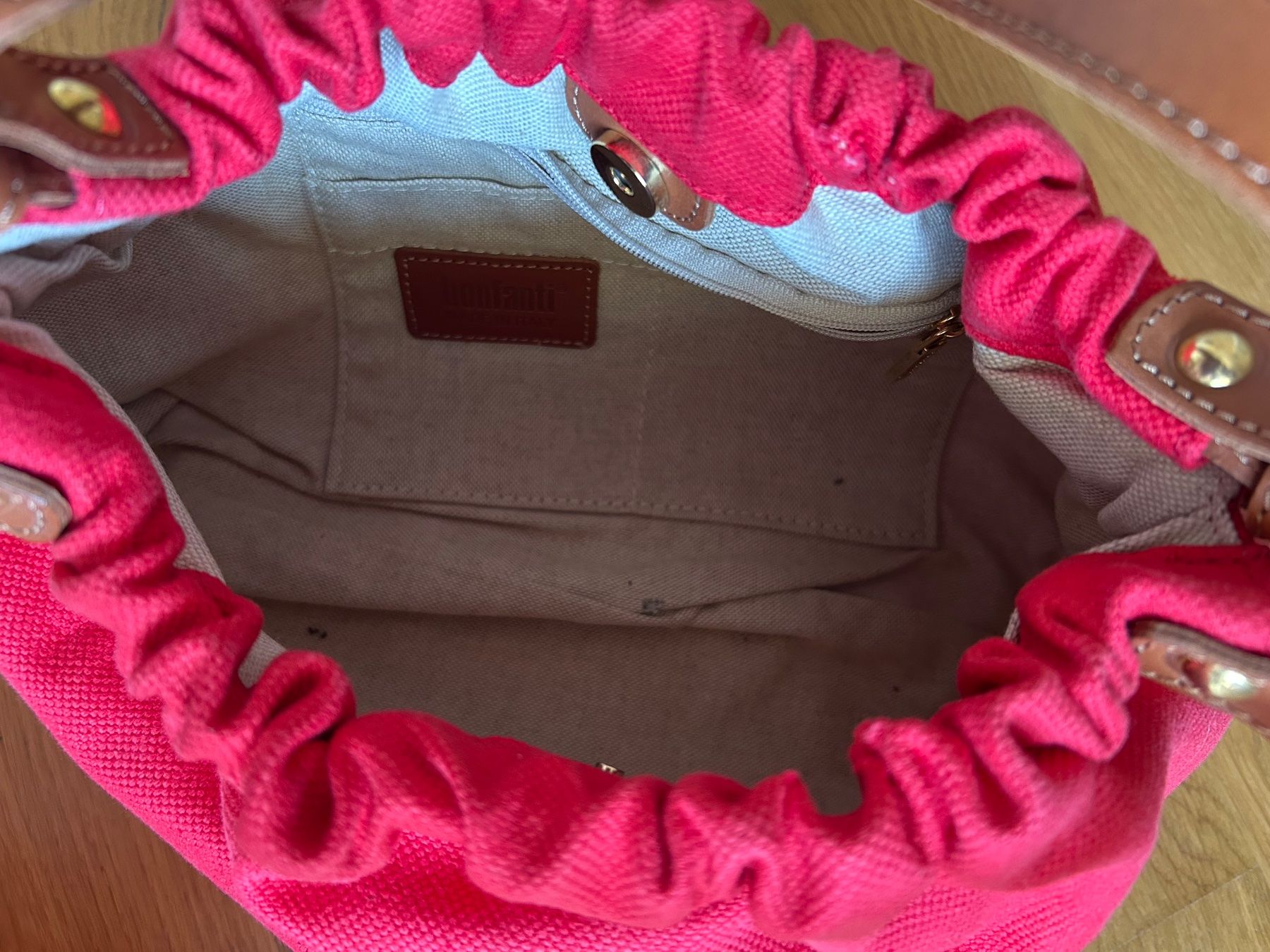 Sacs femmes: Rote Handtasche – Neuf (Voir description) à Rorschach par LuciaTramp 3