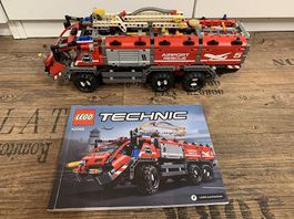 LEGO TECHNIC SET 42068 Flughafen-Löschfahrzeug