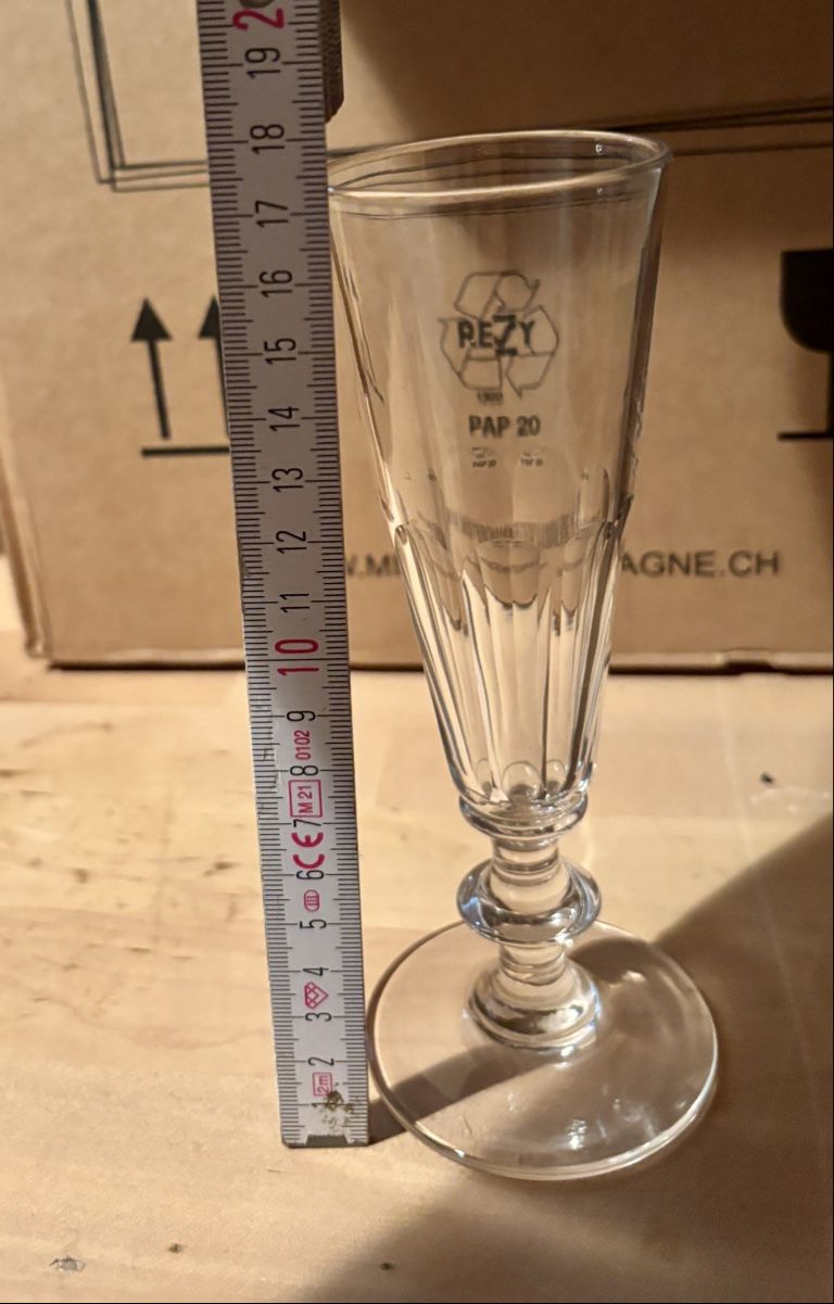 Bicchieri: 6 Champagnergläser – Usato da Thun venduto da Kerolein 2