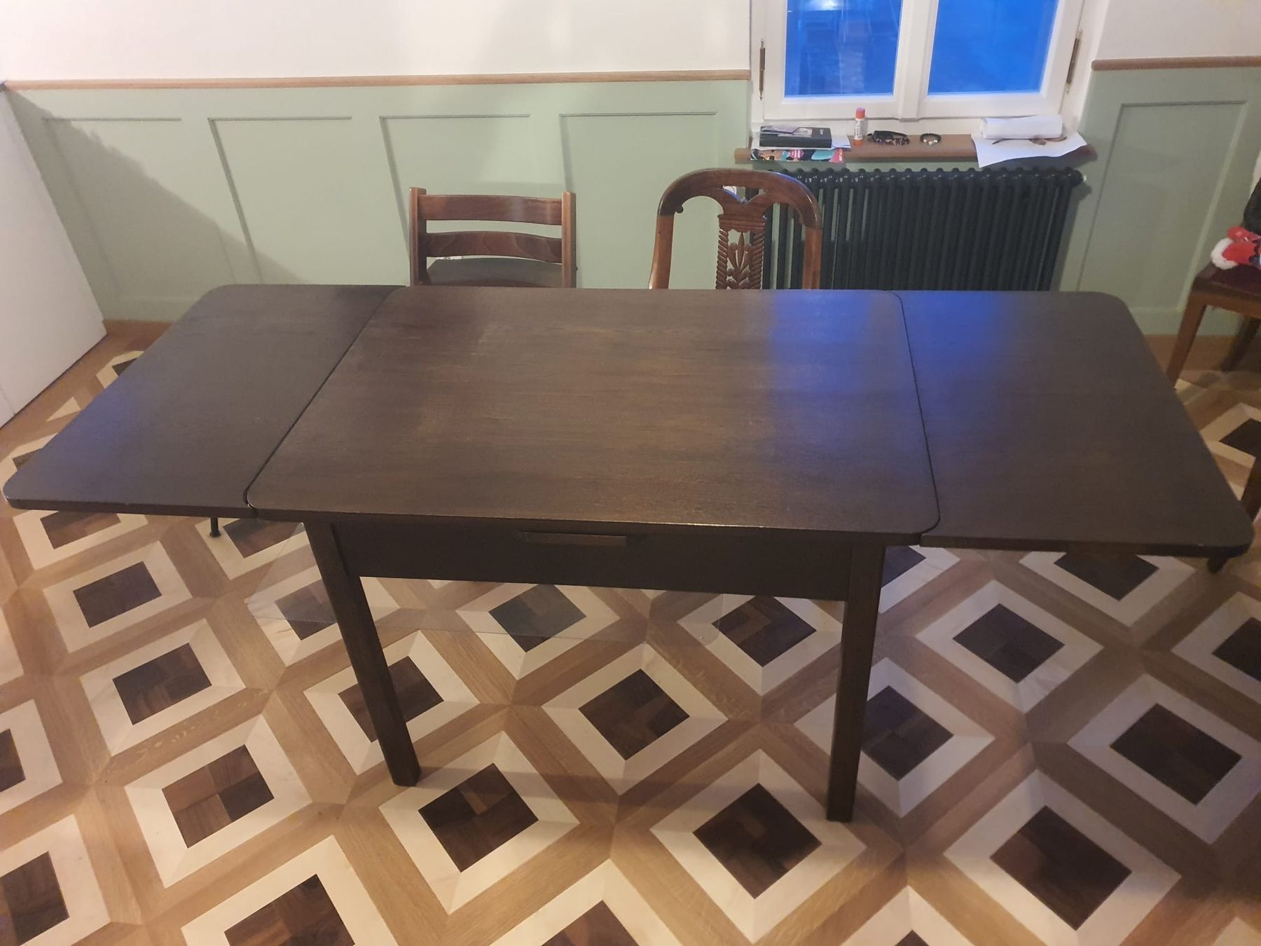 Tische: Tisch Eiche dunkel – Gebraucht aus Hünenberg von mar_vqb7