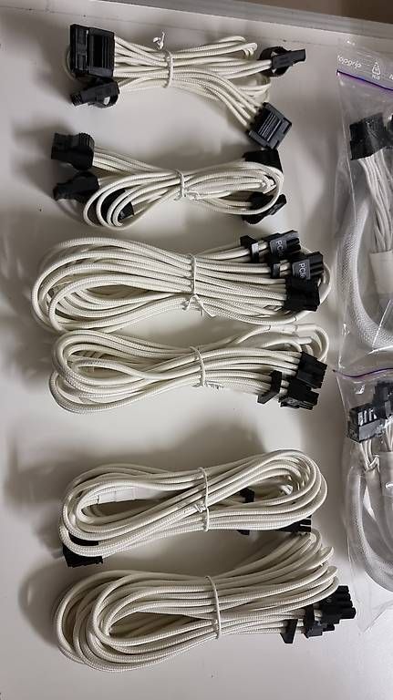 Corsair Cavi: Corsair Cable Kit – Nuovo (secondo la descrizione) da Unterengstringen venduto da Baldyman 2
