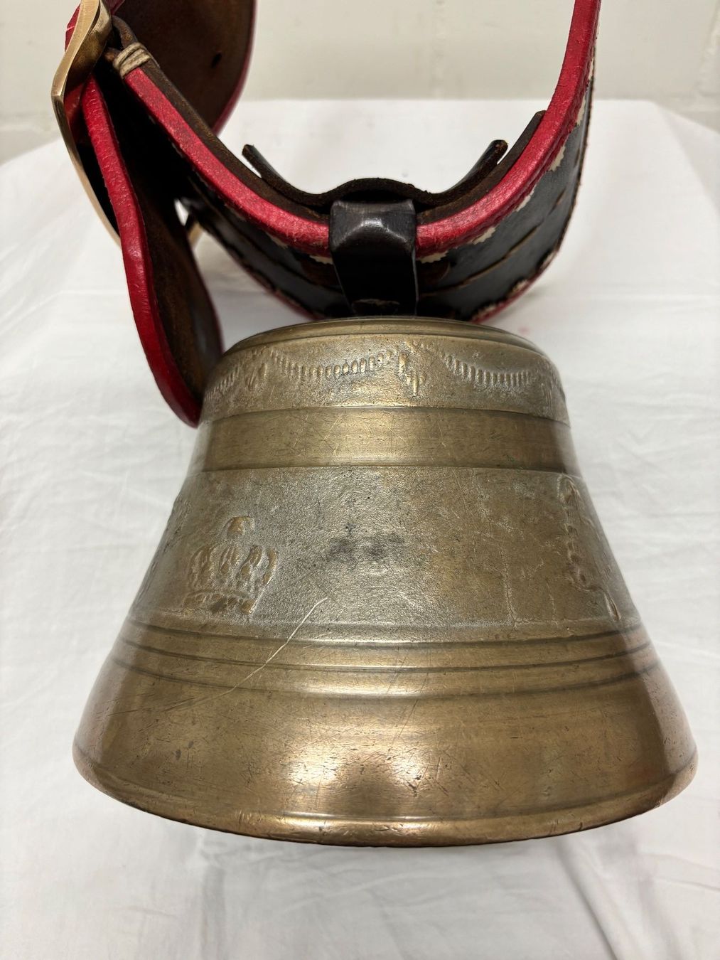 Cloches & sonnailles: Altertümliche Glocke ab 1.- – D'occasion à Breitenbach par miba52 3