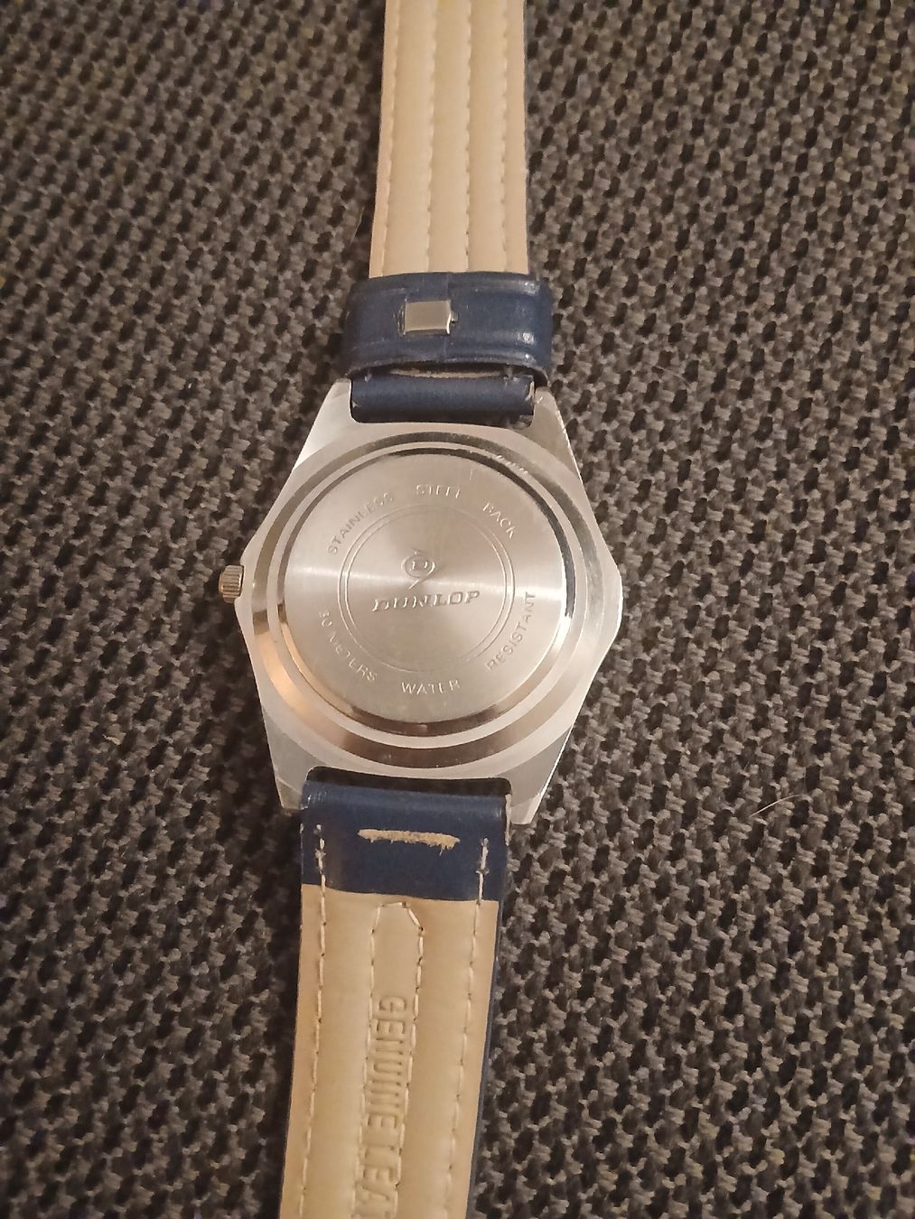 Montres: Alte Dunlop Armbanduhr  – D'occasion à Muri AG par ang_dk2j 2