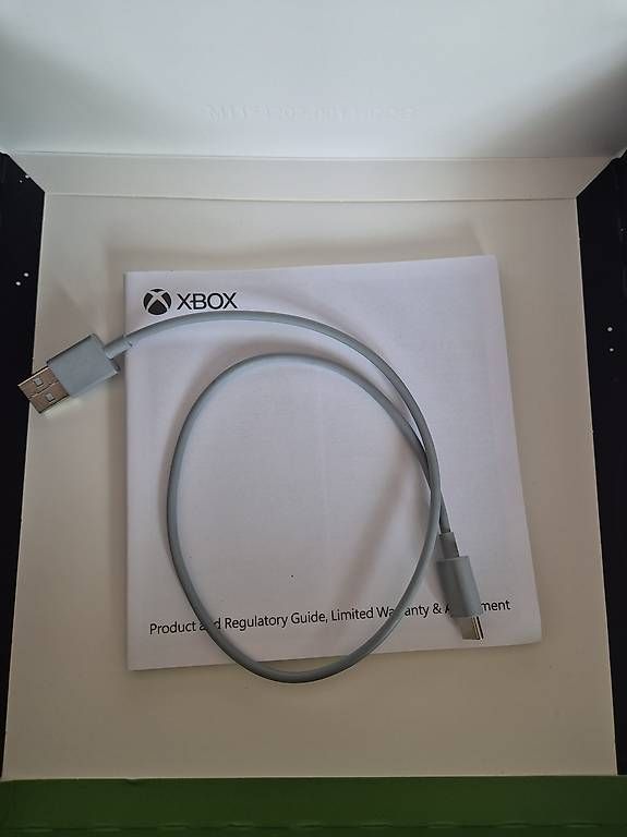 Cuffie: Xbox Starfield Collectors Edition Wireless Headset – Usato da Zürich venduto da jud_6hyy 4