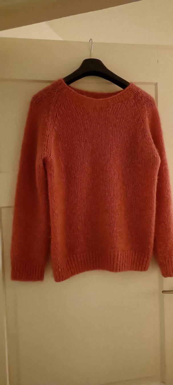 Pullover & Sweatshirts: Pullover – Gebraucht aus Schaffhausen von sim_j822
