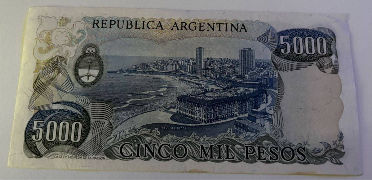 Banconote: Argentinien 5000 Pesos – Usato da Algetshausen venduto da Carrhard 1
