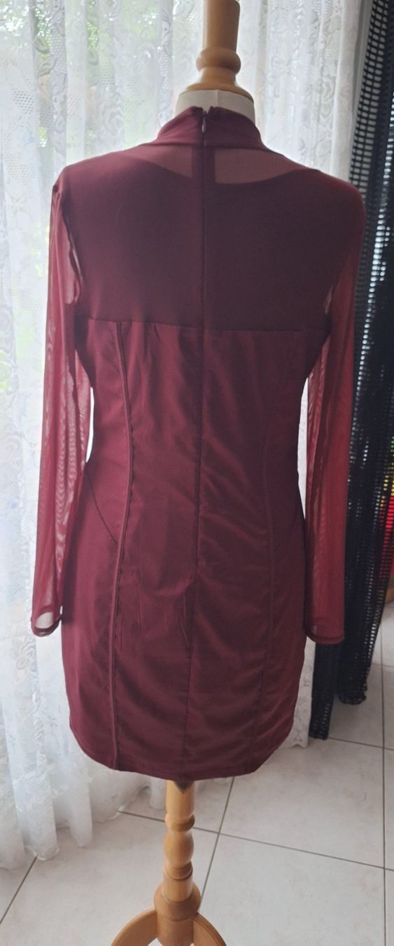 Guess Vestiti: Robe GUESS taille L – Usato da St-Triphon venduto da Jldr0 2
