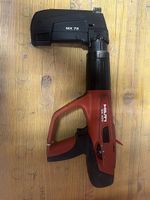 Pistola spara chiodi hilti