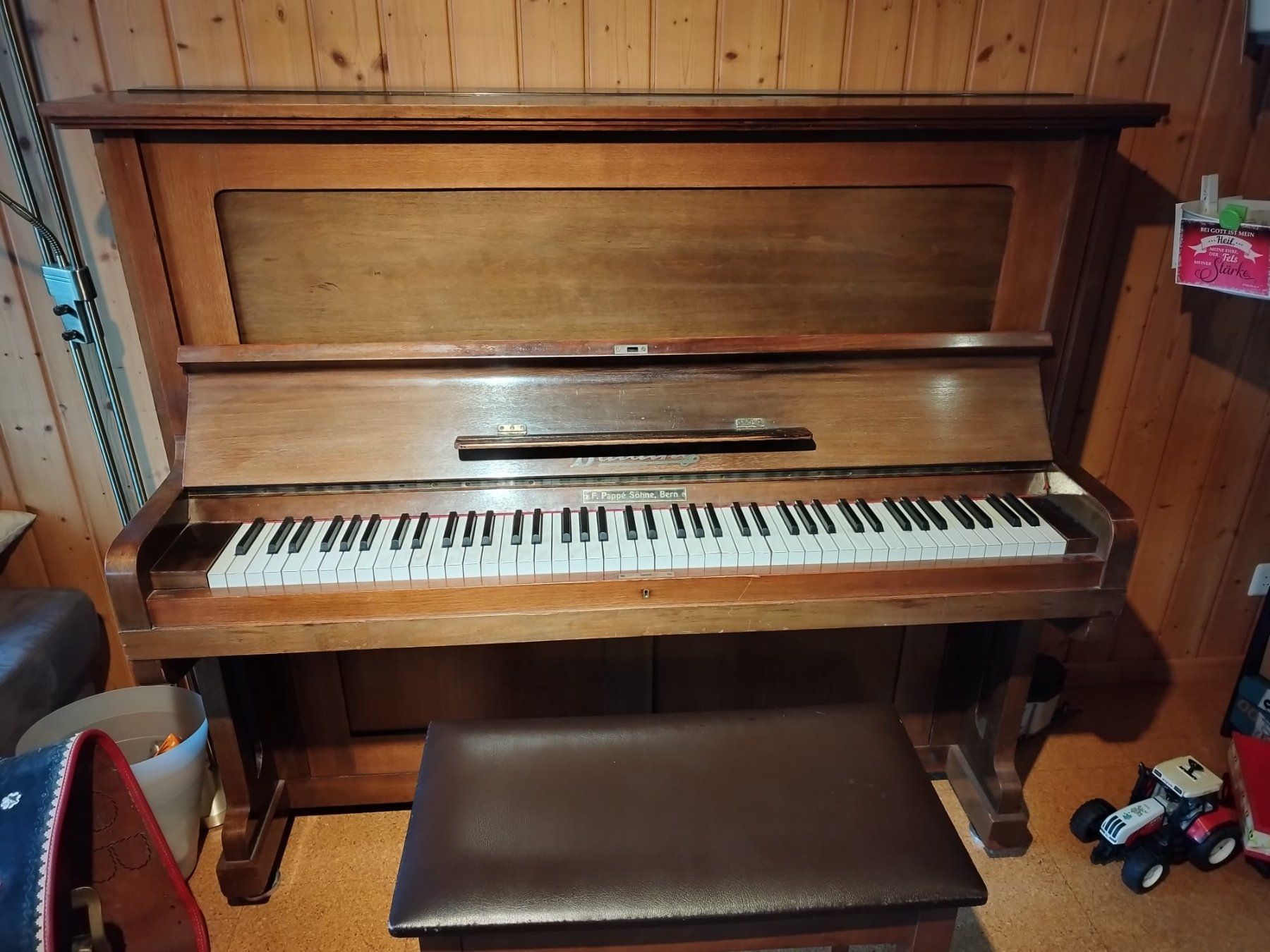 Strumenti musicali: Klavier – Usato da Sumiswald venduto da Danmara 1