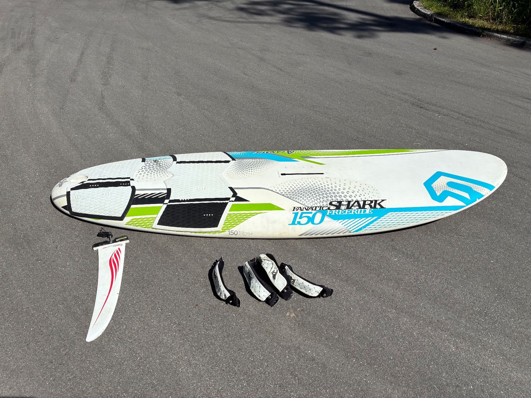 Tavole da surf e di nuoto: Windsurfboard Fanatic Shark freerede 150 – Usato da Gümligen venduto da A_Rudi