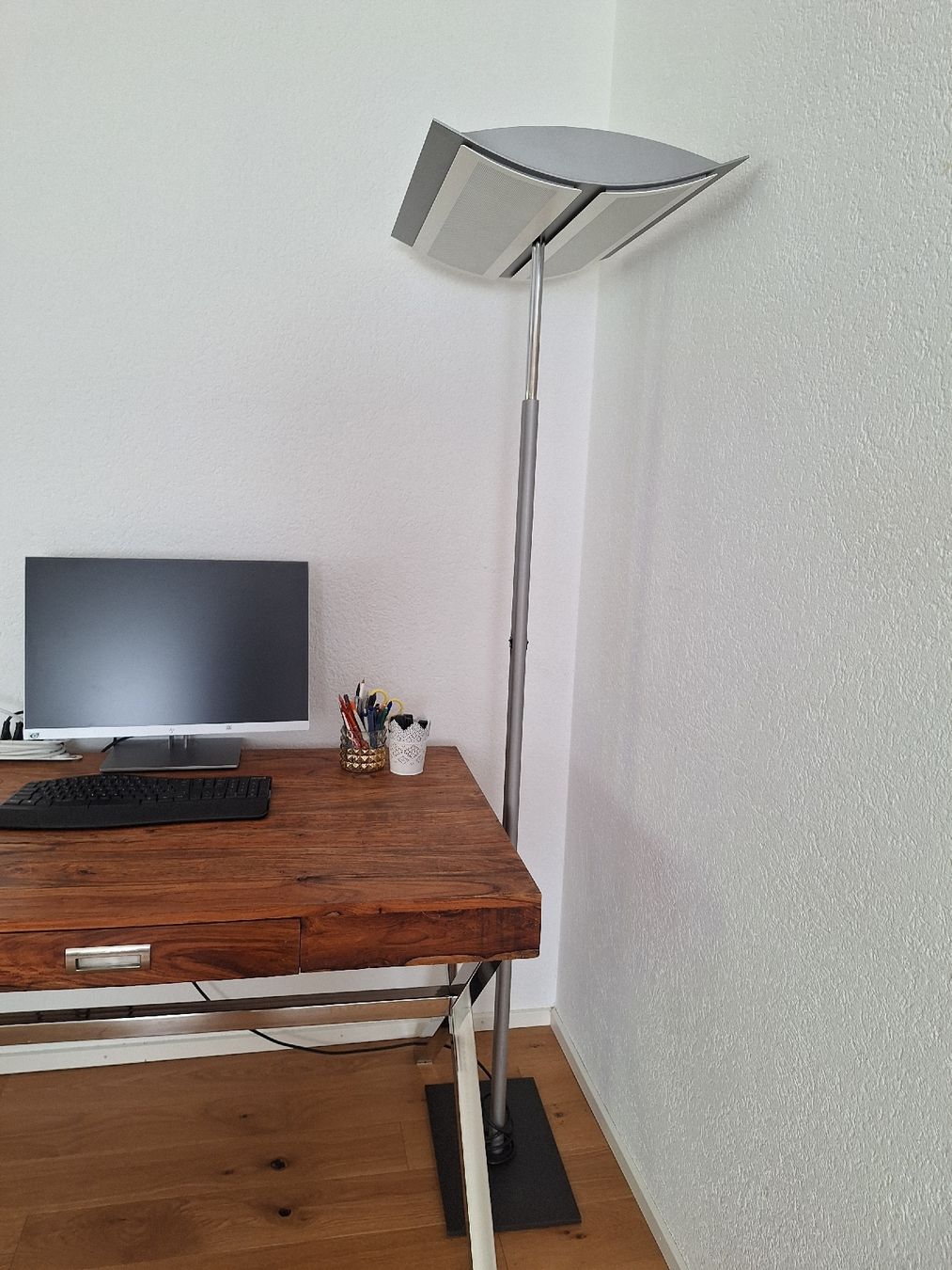 Lampes: (Büro) Stehlampe – D'occasion à Thalwil par ivi010 1