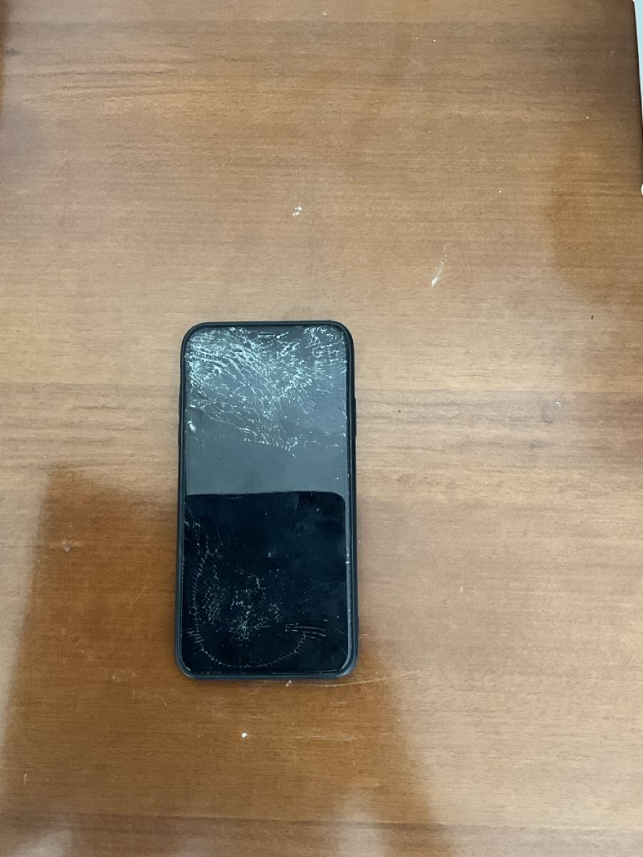 Apple Handys / Smartphones: iPhone 11 Pro  – Defekt aus Biel/Bienne von Mobile-Smart 1