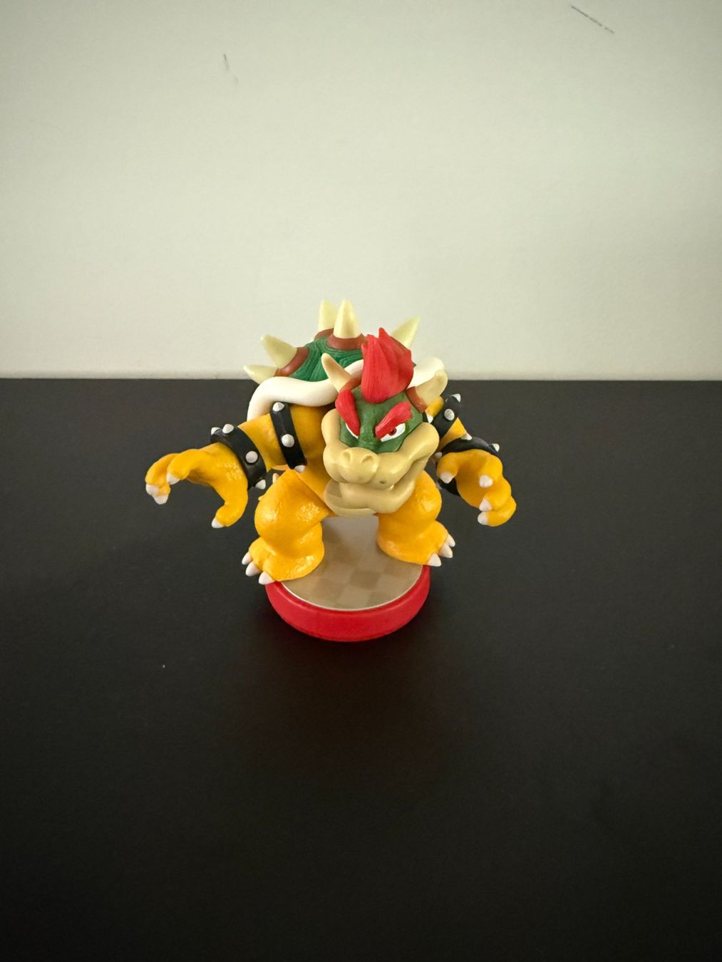 Nintendo Statuette: Bowser Amiibo Figur Nintendo – Usato da Lugano venduto da pandux24