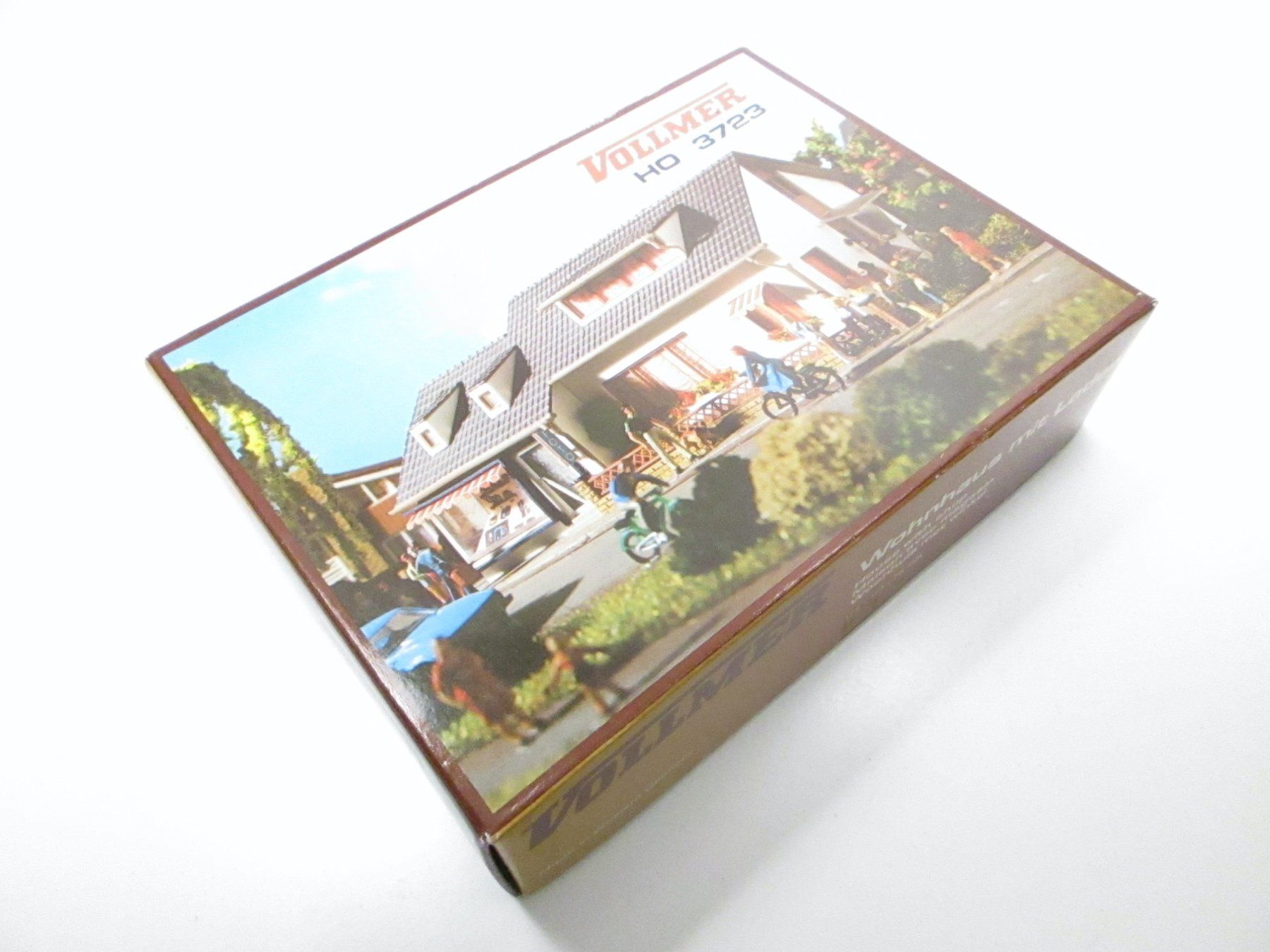 Vollmer Modelleisenbahnen: Vollmer H0 3723 Wohnhaus mit Ladengeschäft – Neu und originalverpackt aus Olten von Heinrich875 2