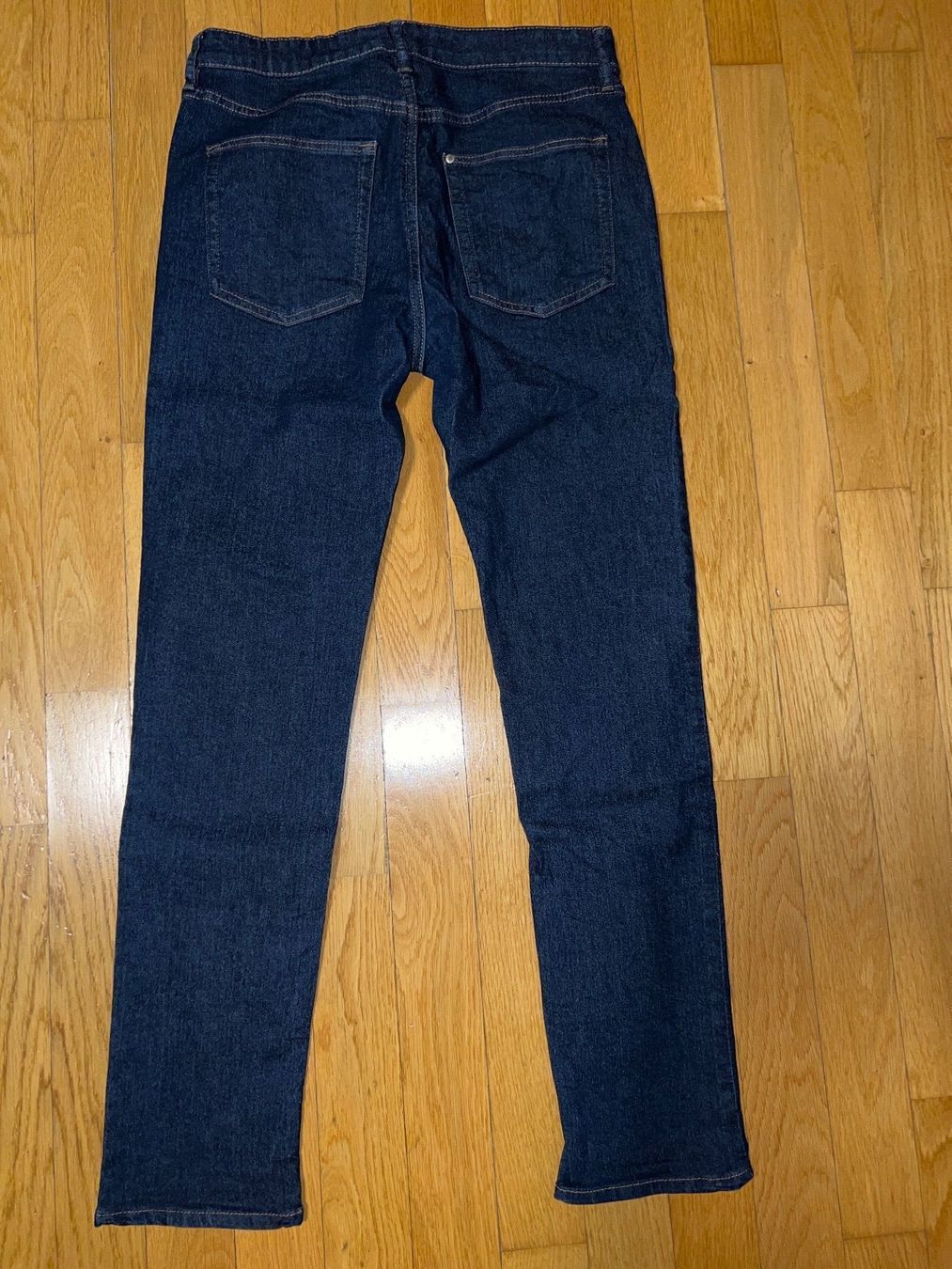 H&M Pantaloni: Jeans dunkelblau Gr.170 – Nuovo (secondo la descrizione) da Zürich venduto da DiemN 1
