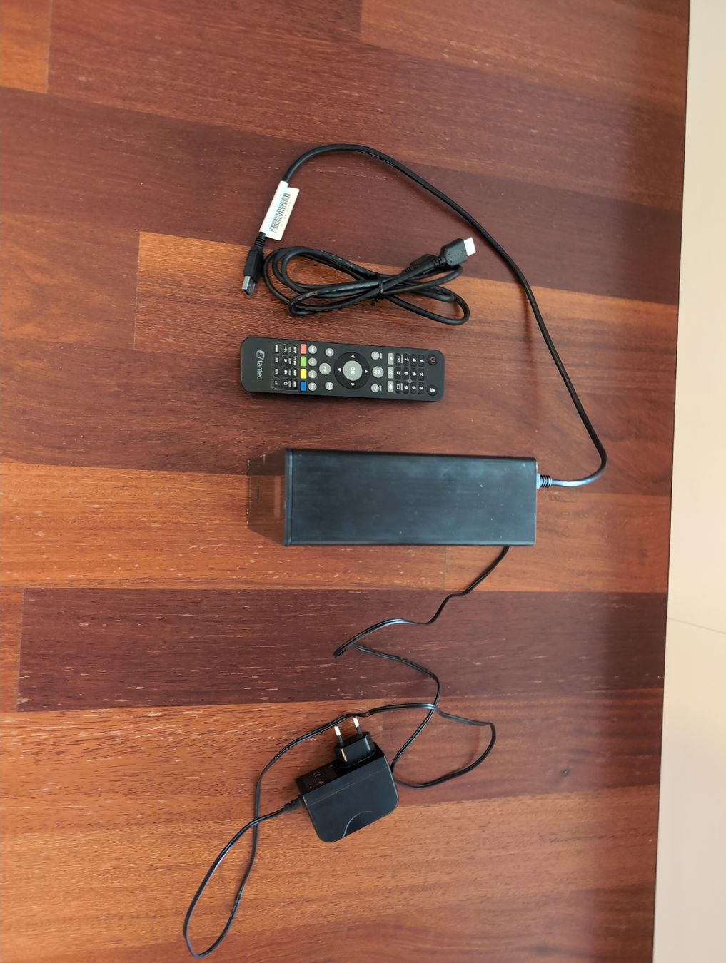 Lettore multimediale & Streamer: Fantec 3DFullHD Mediaplayer mit 2.72Tb HDD – Usato da Aesch BL venduto da Basswelle 3