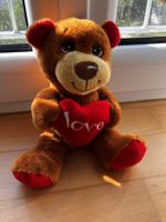 Plüschbär mit rotem Herz "Love" ca. 20 cm neuwertig