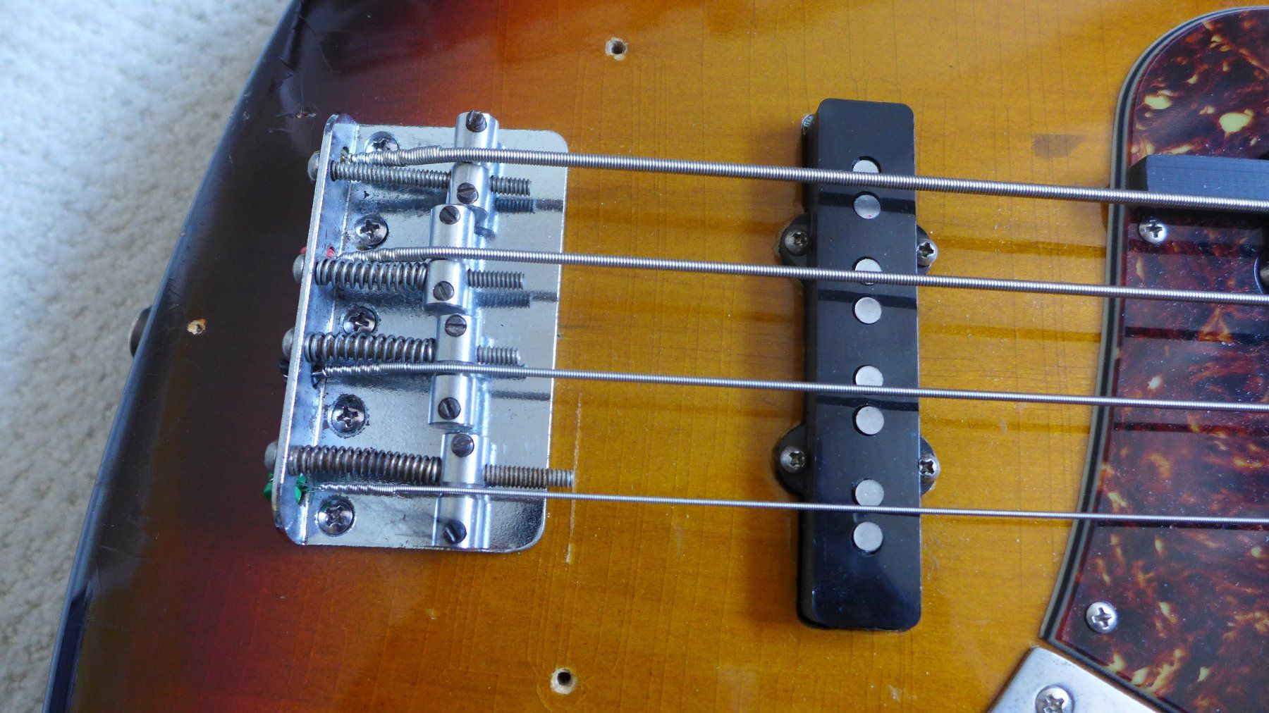 Fender Musikinstrumente: FENDER Precision/Jazz Bass 1966 – Gebraucht aus Steinhausen von 351bb 2