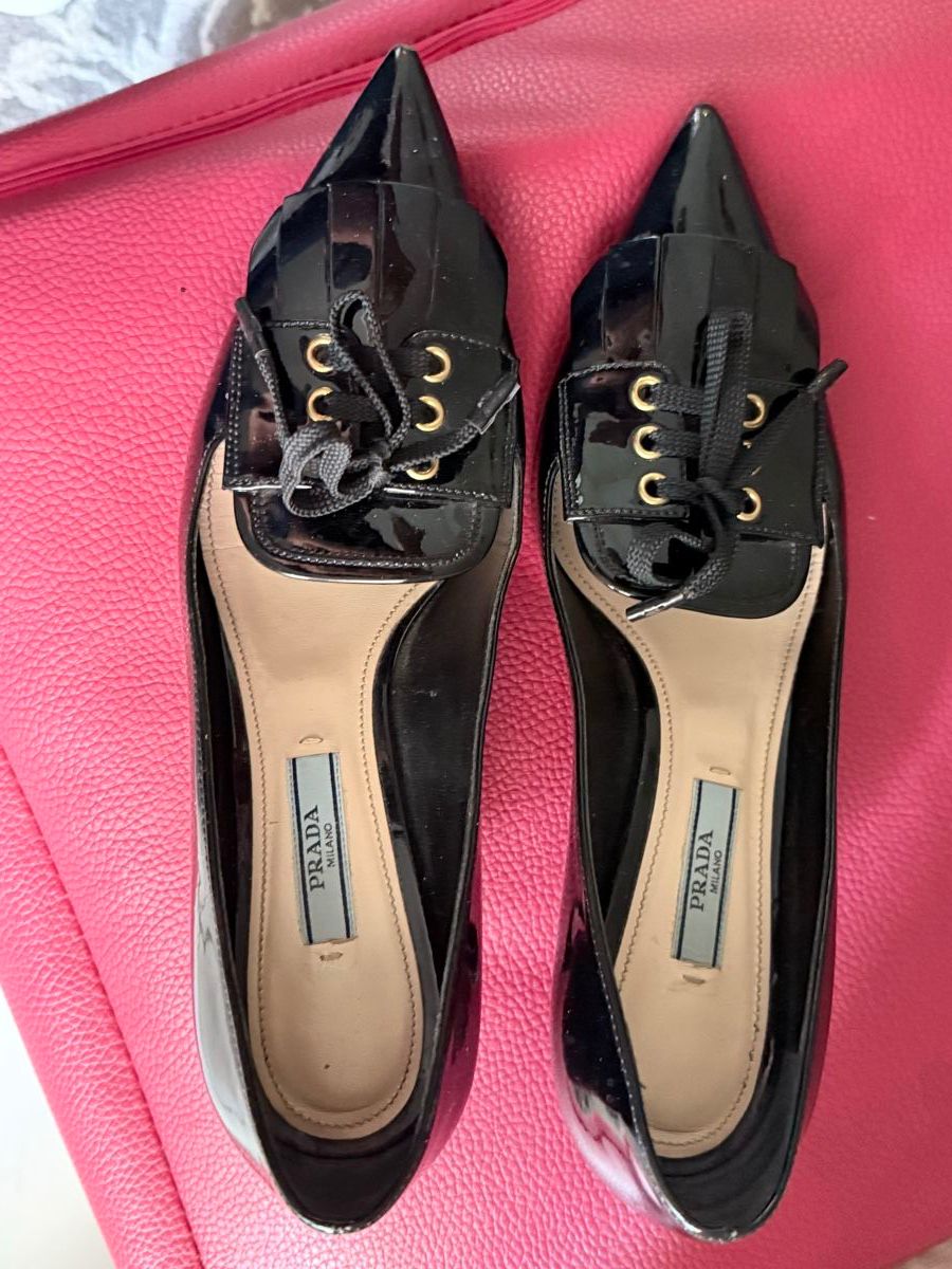 Prada Damenschuhe: Chaussures à petits talons Prada – Gebraucht aus Grône von ukr_2qbg 1