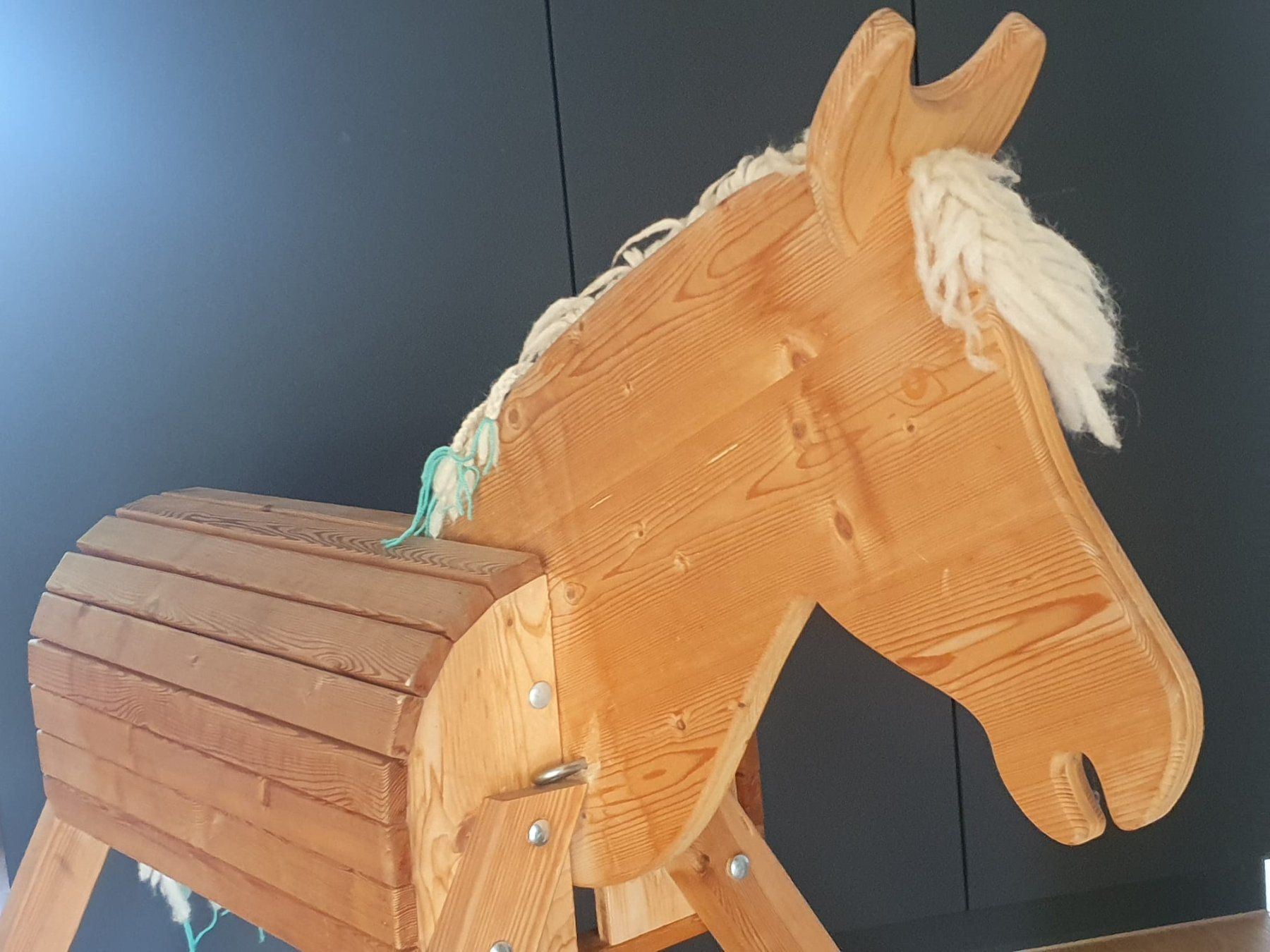 Jouets: Holz-Pferd – D'occasion à Zug par IvoMo 5