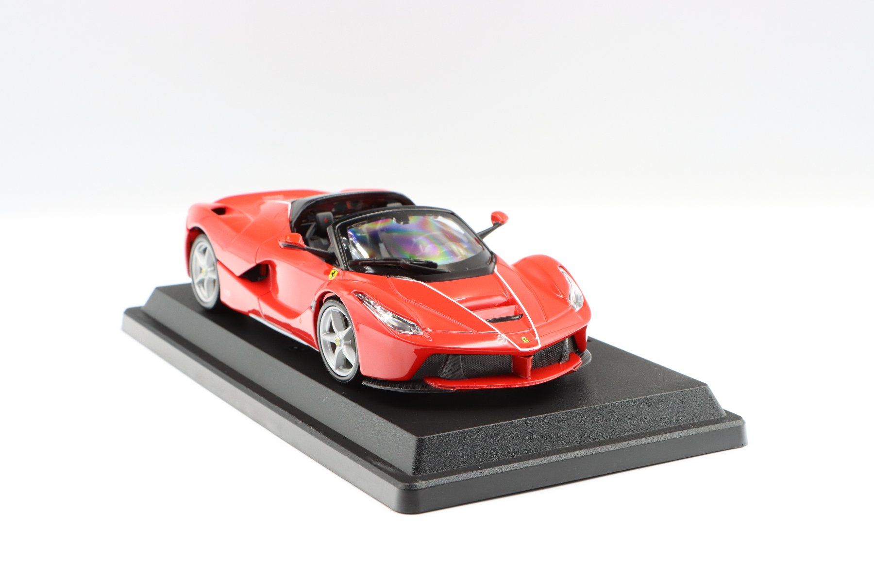 Ferrari Modellini d'auto: Ferrari LaFerrari Aperta 2016 1:24 Bburago – Nuovo e nell'imballaggio originale da Bühl b.Aarberg venduto da modelldiecast 7
