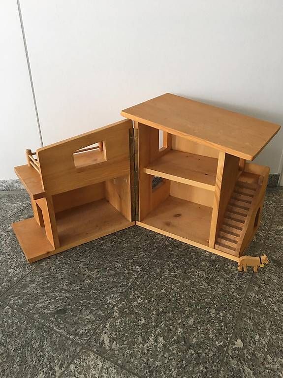 Case e mobili per bambole: Puppenhaus mit Zubehör – Usato da St. Gallen venduto da chr_nj9b 1