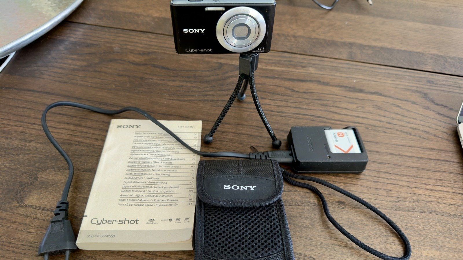 Sony Fotocamera: Sony Cyber-shot 14.1 MP – Usato da Reinach BL venduto da colmarer 2
