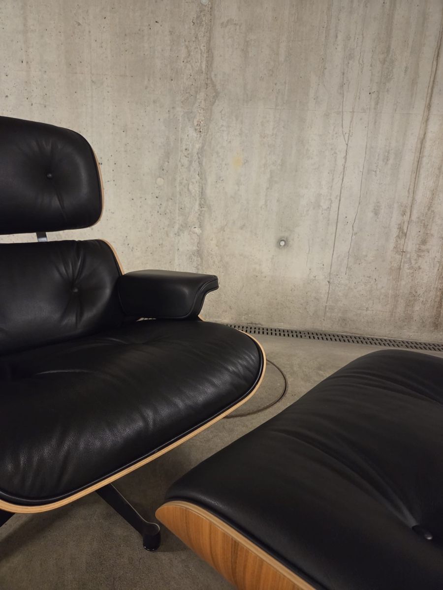 Fauteuils: Eames Lounge Chair mit Ottomane  – D'occasion à Urdorf par Msakul 2