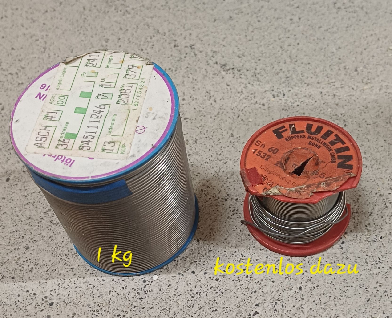 Tutti gli attrezzi: 1Kg Lötzinn plus Rest – Nuovo (secondo la descrizione) da Pfeffikon LU venduto da SY-YoLo