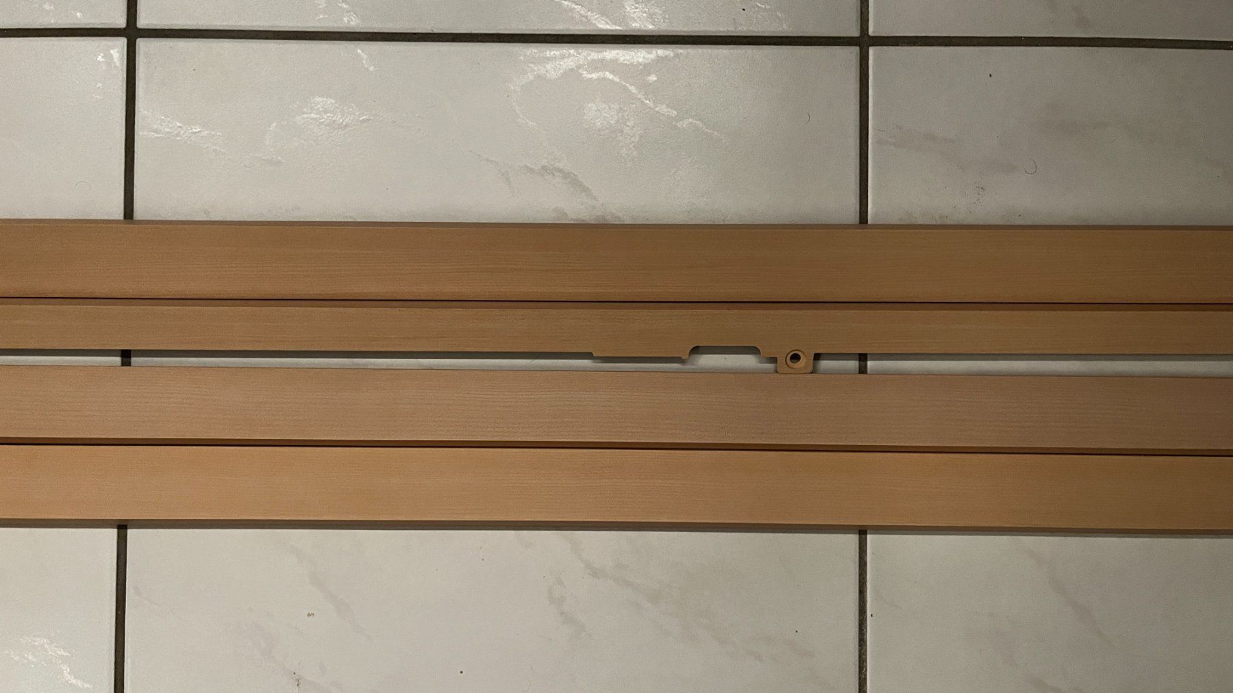 Samsung Televisori: Samsung The Frame 75" Rahmen Sand Gold – Nuovo (secondo la descrizione) da Emmetten venduto da SleekPenguin 5