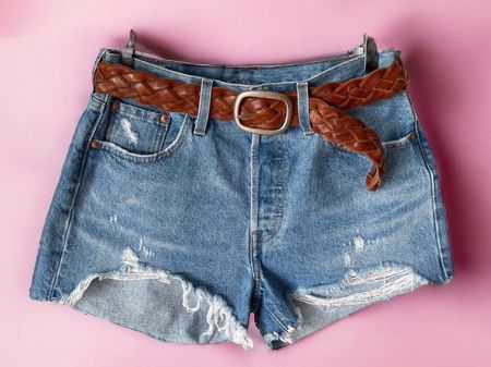 Original Levi’s 501 Jeans Shorts Destroyed Style Gr. 29