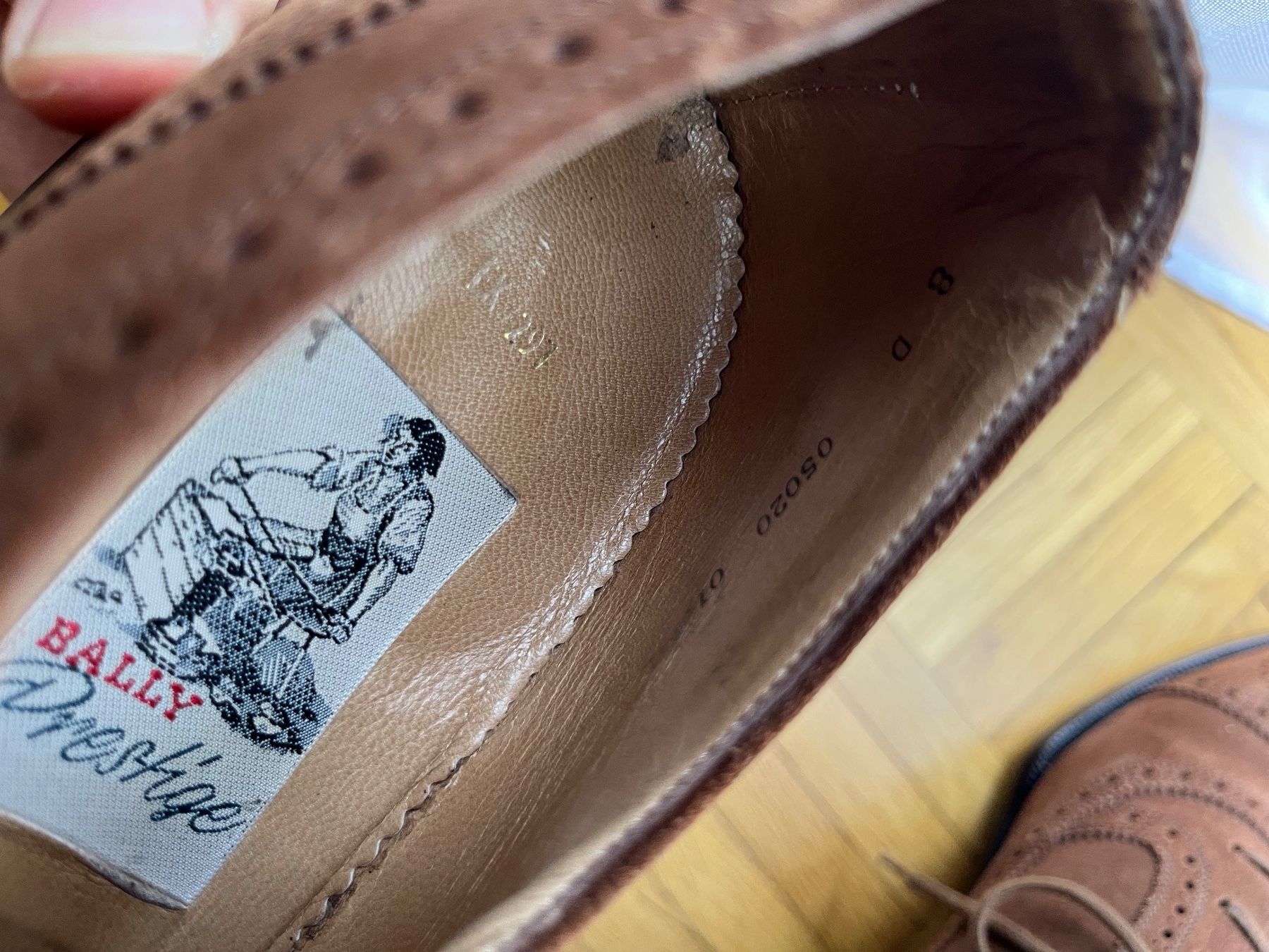Bally Scarpe da uomo: Bally Suede Brogue Braun Grösse 8 – Usato da Kriens venduto da icekev 6