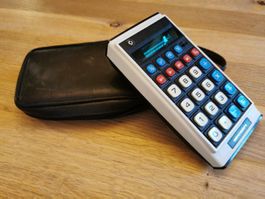 Commodore Taschenrechner 9D-25